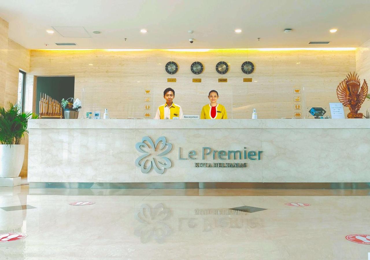 Le Premier Hotel Deltamas Cikarang Exterior foto